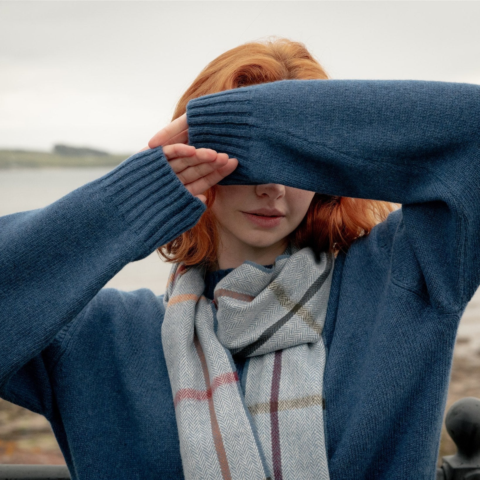 Oban Fala Blue Cashmere Scarf