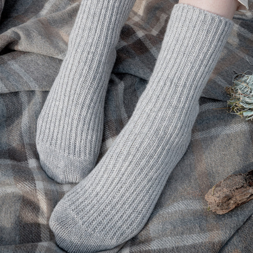 Ladies White Ribbed Cashmere Bed Socks