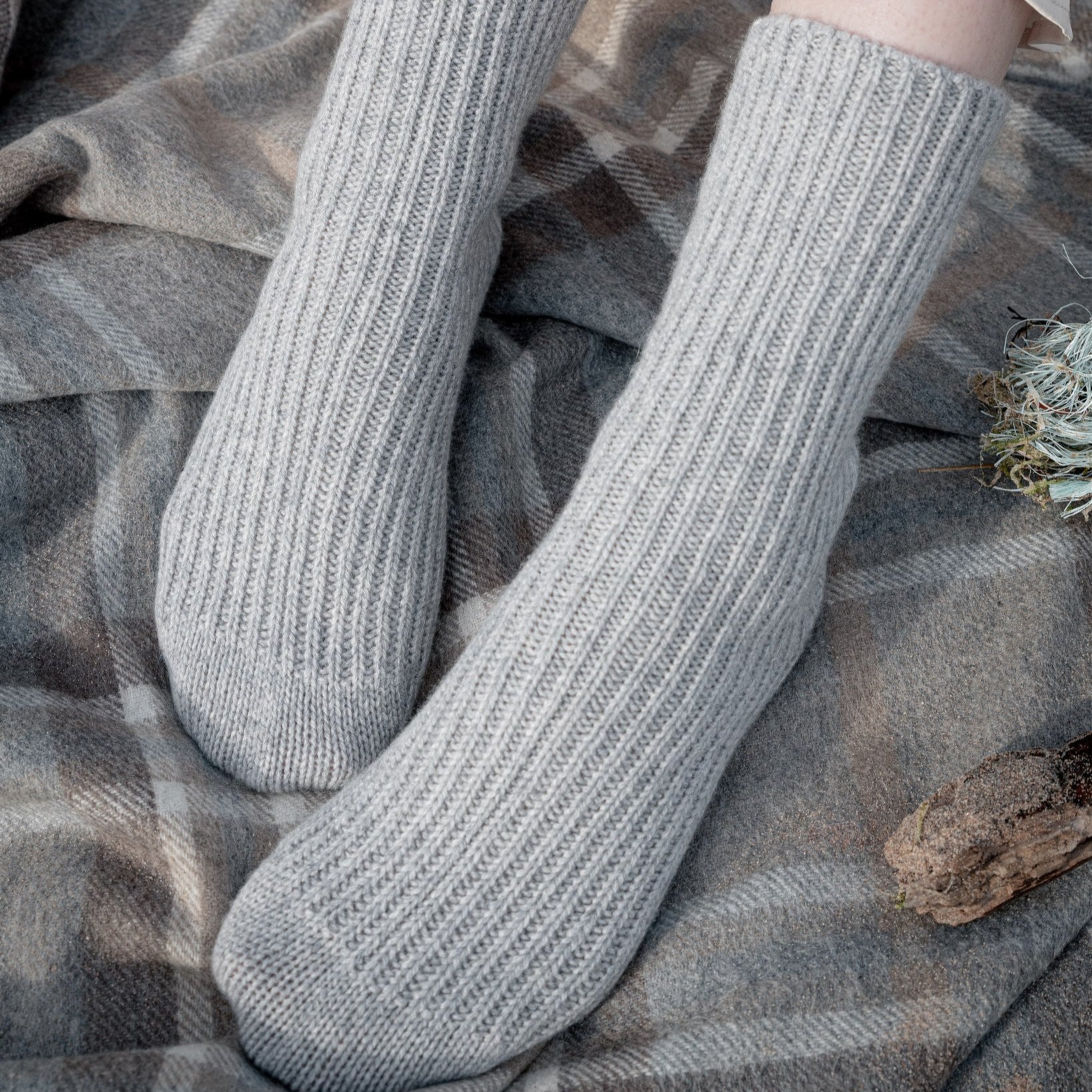 Ladies Taupe Ribbed Cashmere Bed Socks