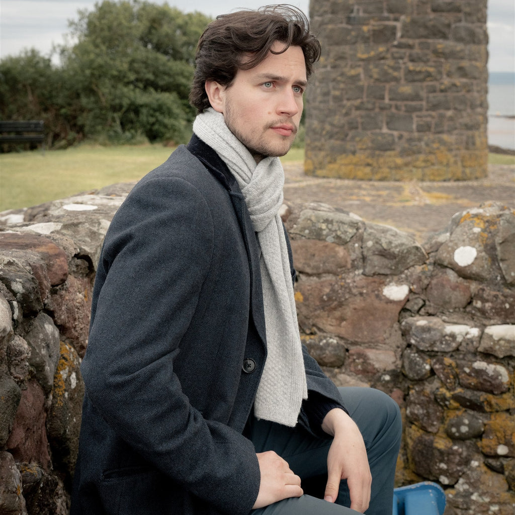 Knitted Light Grey Moss Stitch Cashmere Scarf