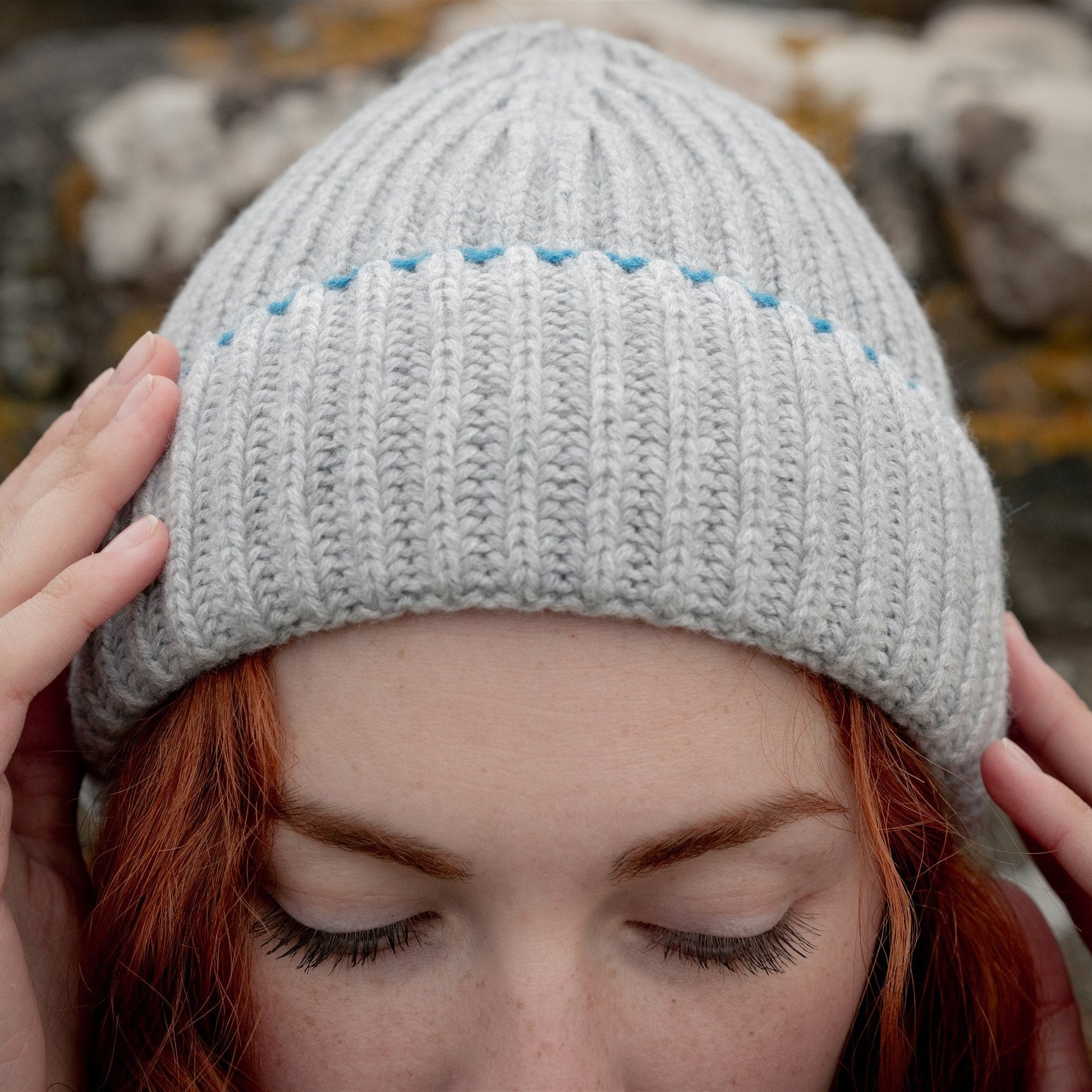 Knitted Light Grey Chunky Ribbed Cashmere Beanie Hat