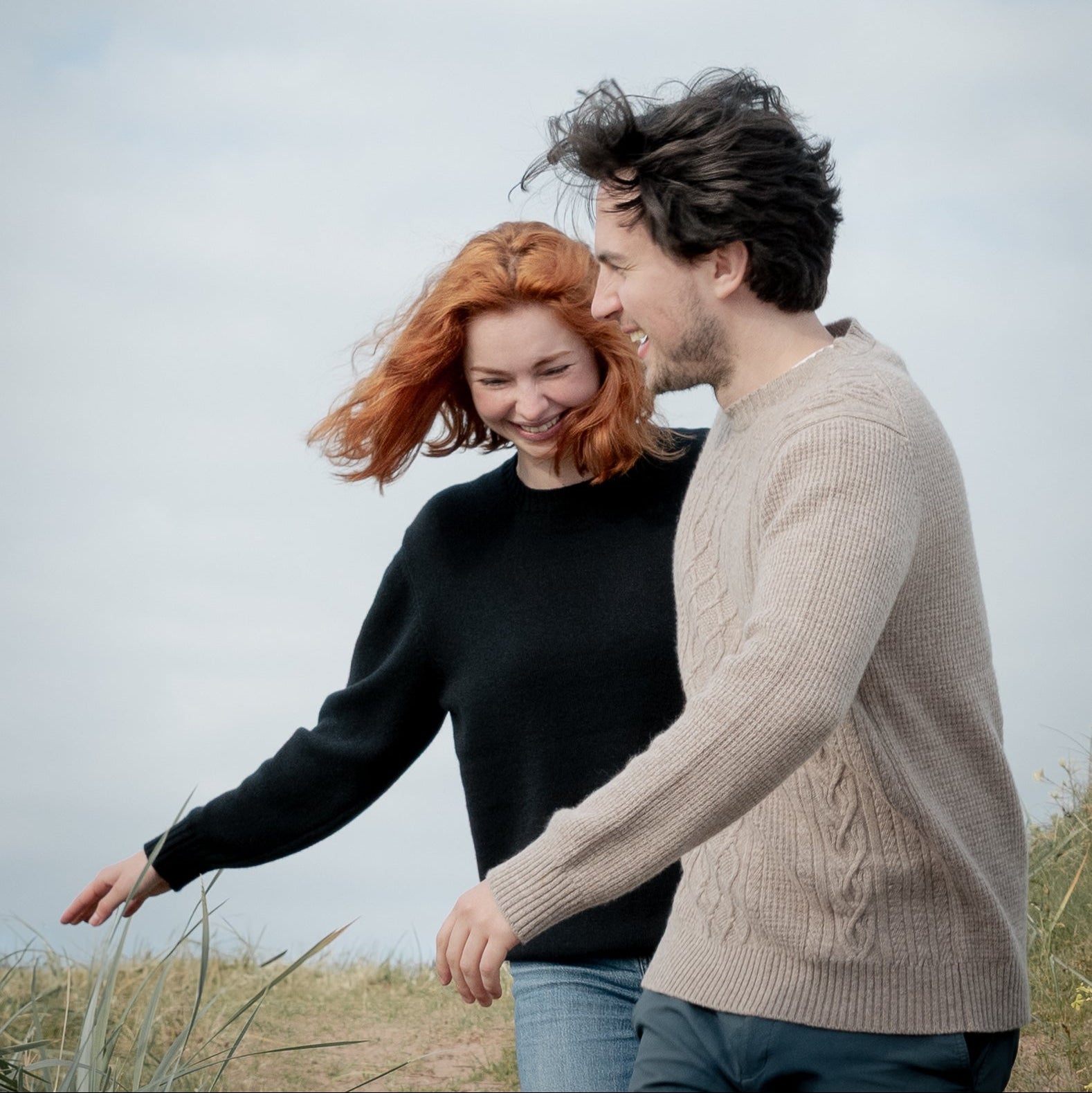 Unisex Taupe Mid-Weight Cable Feature Cashmere Crew Neck Sweater
