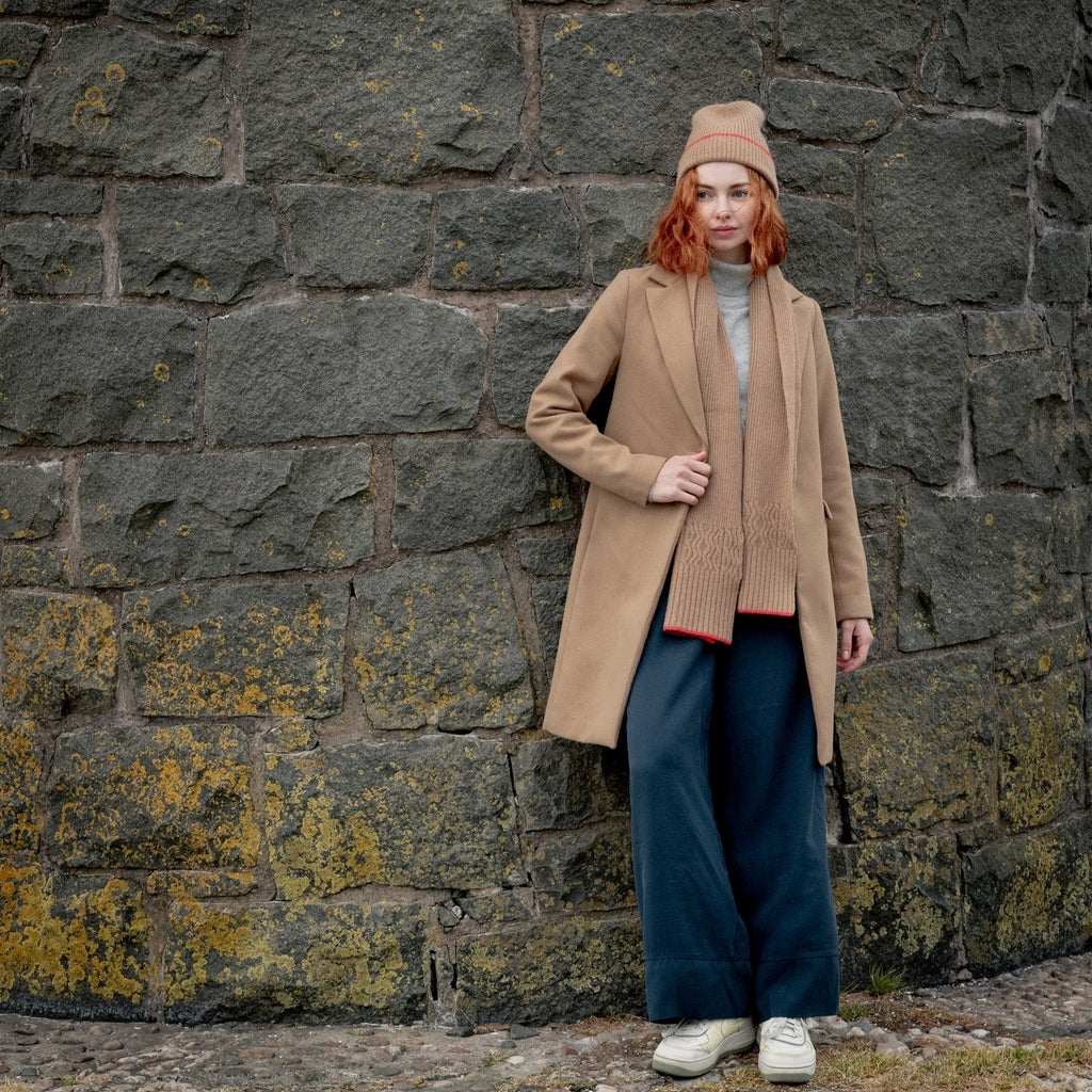 Knitted Charcoal Mid-Weight Ribbed Cashmere Scarf